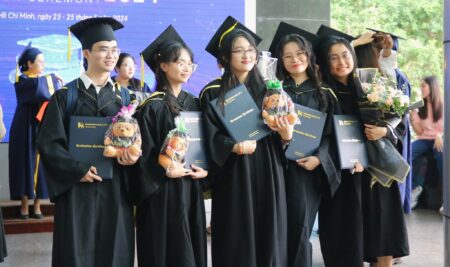 Thông báo tổ chức lễ tốt nghiệp và trao bằng Thạc sĩ, Cử nhân chương trình Liên kết quốc tế năm 2025
